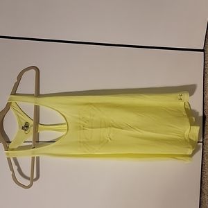 Under Armour top